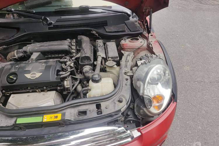 Used MINI 2011 1.6L COOPER Excitement Engine Bay Left