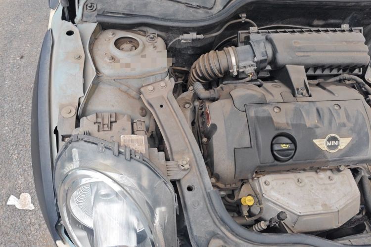 Used MINI 2011 1.6L COOPER Fun Engine Bay Right