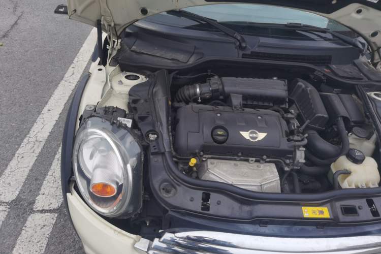 Used MINI 2011 1.6L COOPER Fun Engine Bay Right