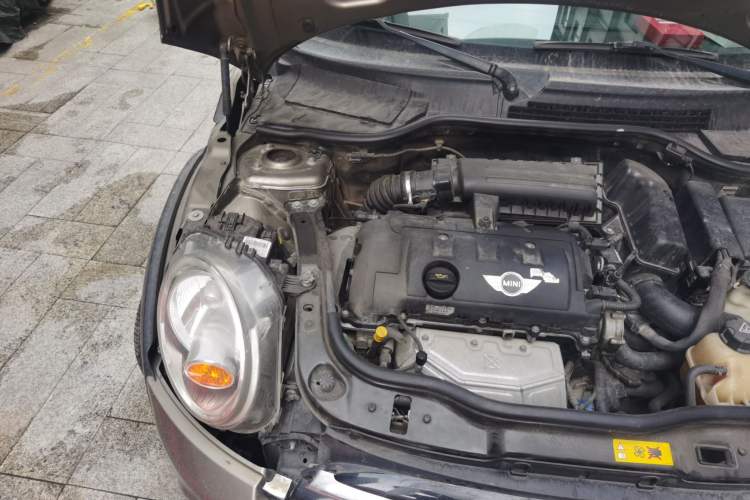 Used MINI 2011 1.6L COOPER Fun Engine Bay Right