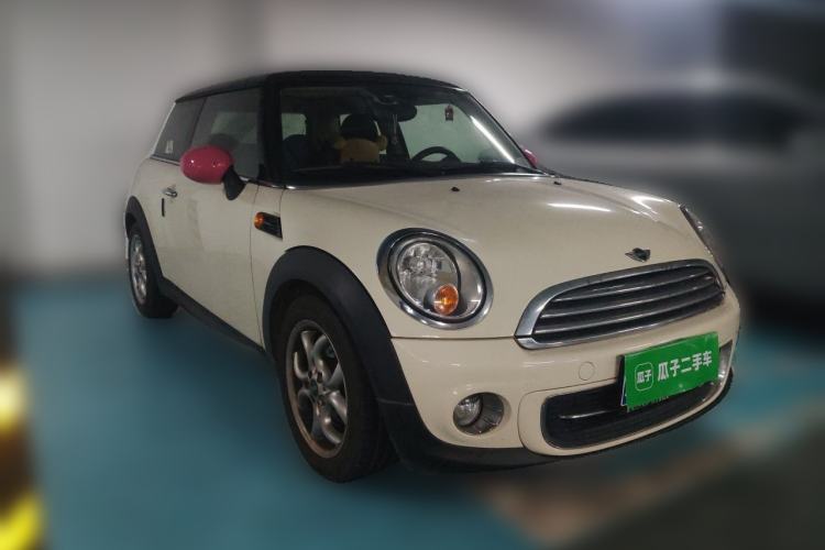 Used MINI 2011 1.6L COOPER Fun Front Right 45 Deg