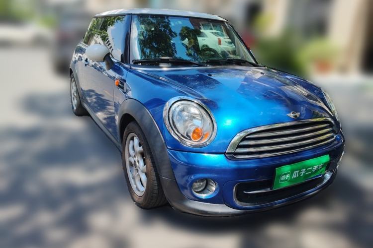 Used MINI 2011 1.6L COOPER Fun Front Right 45 Deg