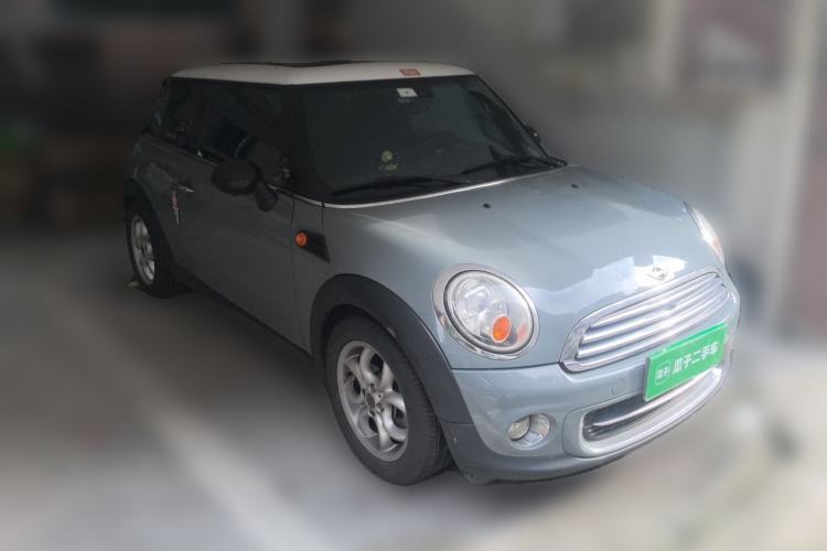 Used MINI 2011 1.6L COOPER Fun Front Right 45 Deg