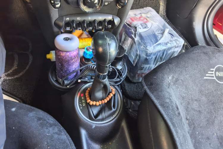 Used MINI 2011 1.6L COOPER Fun Gear Lever