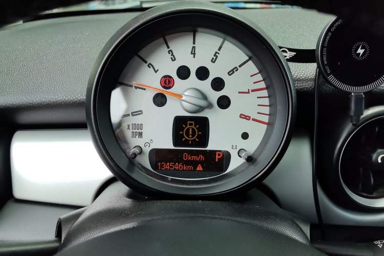 Used MINI 2011 1.6L COOPER Fun Instrument Cluster