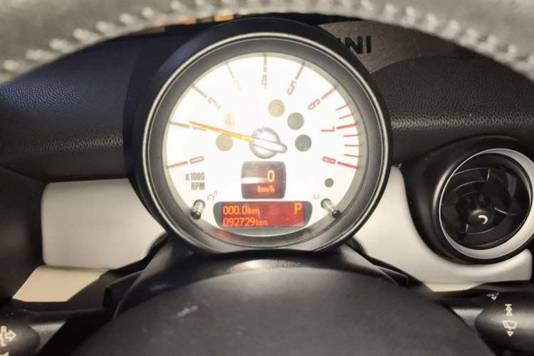Used MINI 2011 1.6L COOPER Fun Instrument Cluster