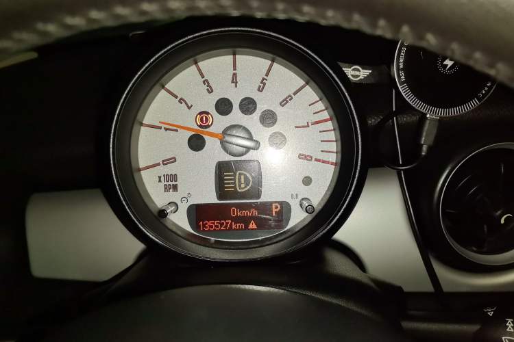 Used MINI 2011 1.6L COOPER Fun Instrument Cluster