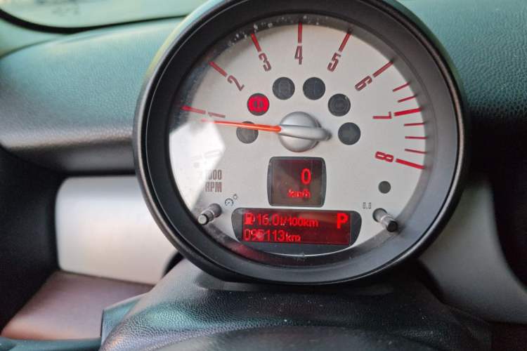Used MINI 2011 1.6L COOPER Fun Instrument Cluster