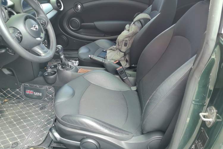Used MINI 2011 1.6L COOPER Fun Left Front Seat