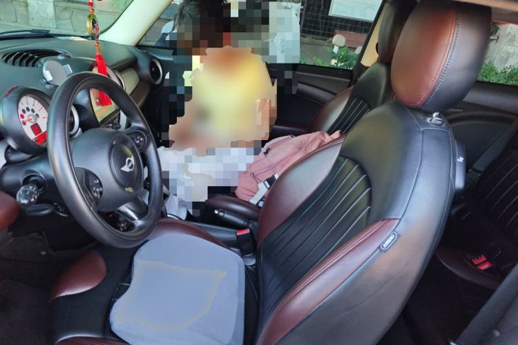 Used MINI 2011 1.6L COOPER Fun Left Front Seat