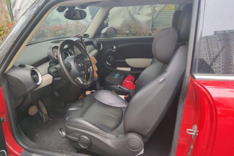 Used MINI 2011 1.6L COOPER Excitement Left Front Seat