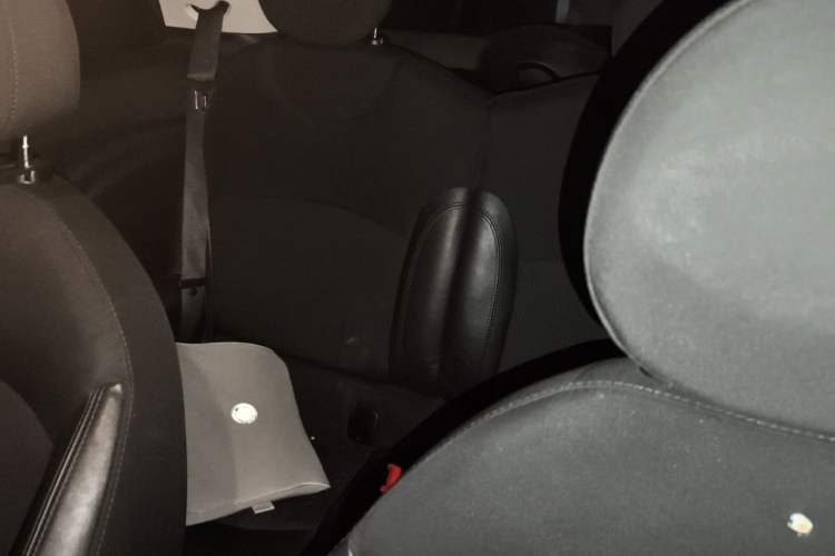 Used MINI 2011 1.6L COOPER Fun Left Rear Seat