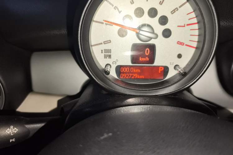 Used MINI 2011 1.6L COOPER Fun Odometer Close Up