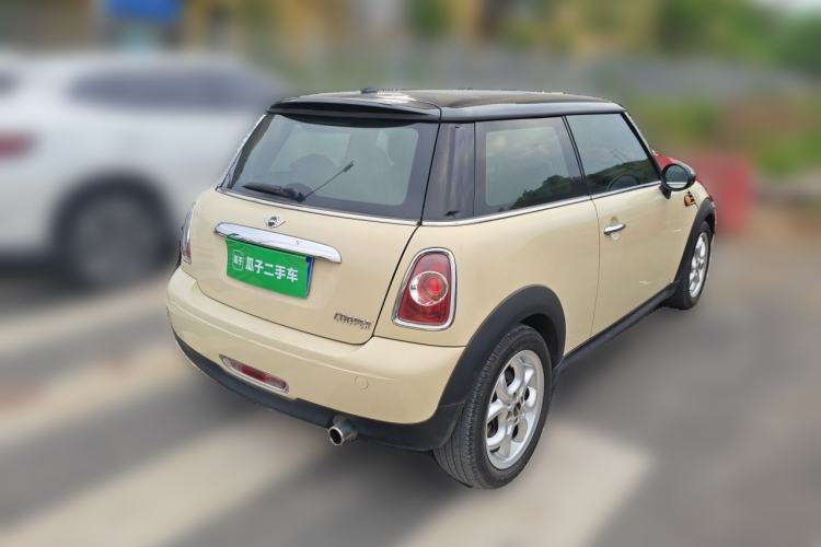 Used MINI 2011 1.6L COOPER Fun Rear Right 45 Deg