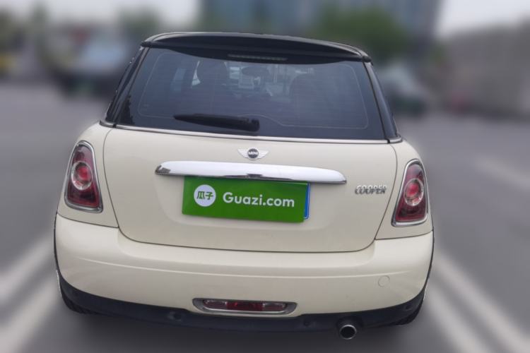 Used MINI 2011 1.6L COOPER Fun Rear