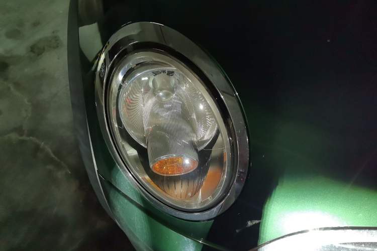 Used MINI 2011 1.6L COOPER Fun Right Front Headlight