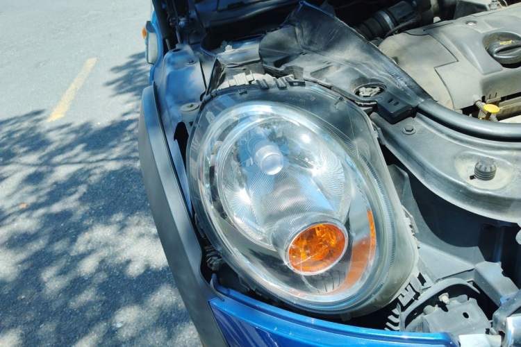 Used MINI 2011 1.6L COOPER Fun Right Front Headlight