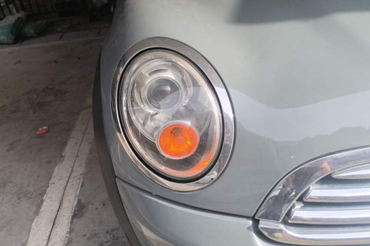Used MINI 2011 1.6L COOPER Fun Right Front Headlight