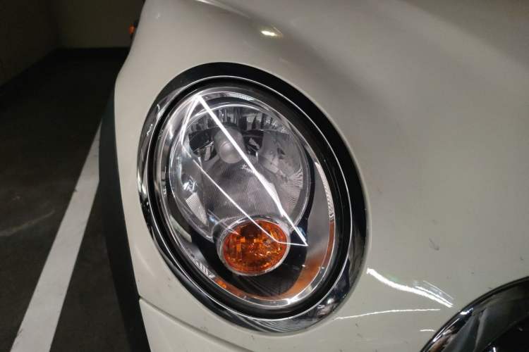 Used MINI 2011 1.6L COOPER Fun Right Front Headlight