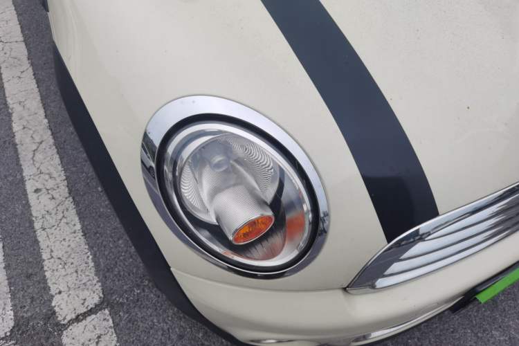 Used MINI 2011 1.6L COOPER Fun Right Front Headlight