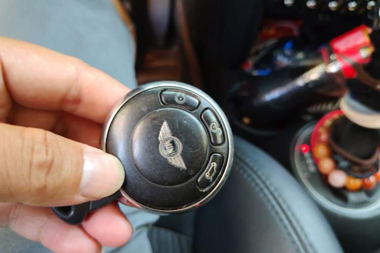 Used MINI 2011 1.6L COOPER Fun Vehicle Key