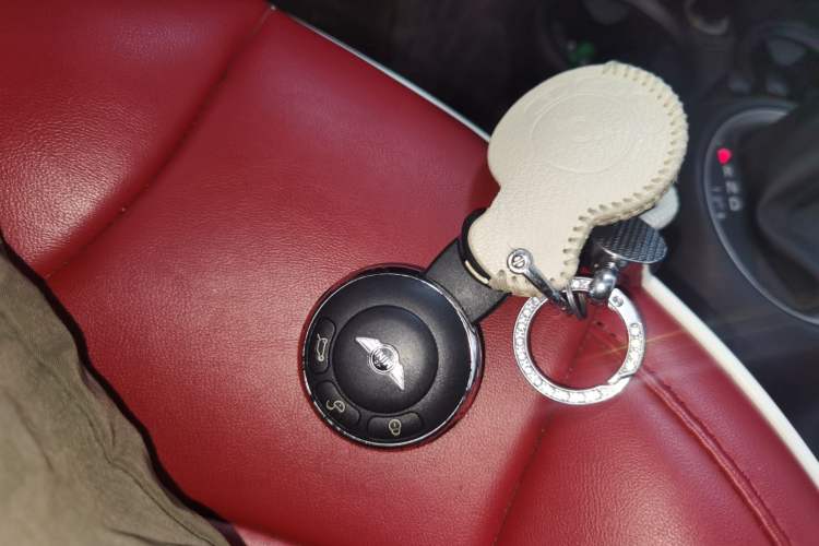 Used MINI 2011 1.6L COOPER Fun Vehicle Key