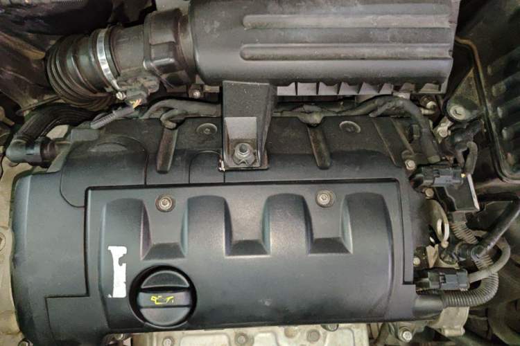 Used MINI 2011 1.6L ONE Engine Bay