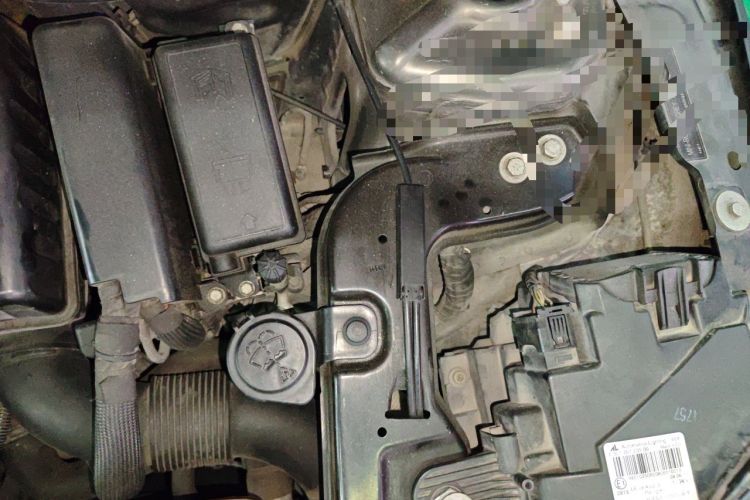Used MINI 2011 1.6L ONE Engine Bay Left