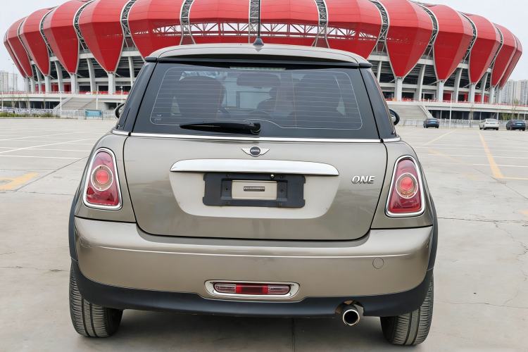 Used MINI 2011 1.6L ONE Exterior 5