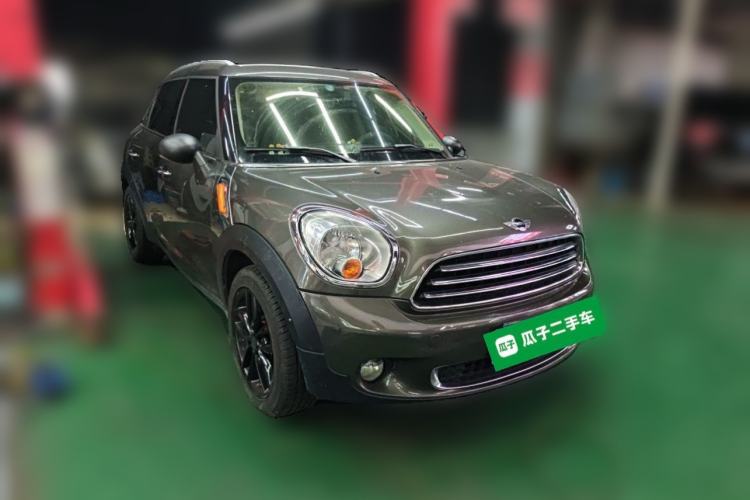 Used MINI 2011 1.6L ONE Front Right 45 Deg
