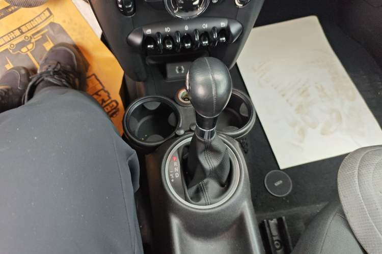 Used MINI 2011 1.6L ONE Gear Lever