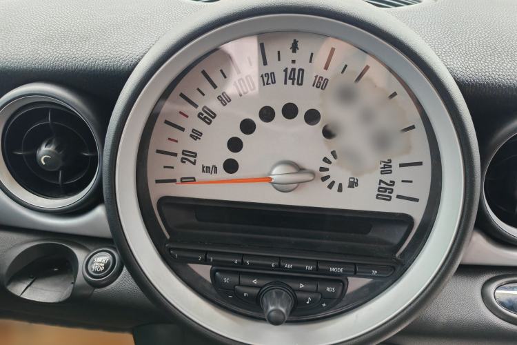 Used MINI 2011 1.6L ONE Interior 4
