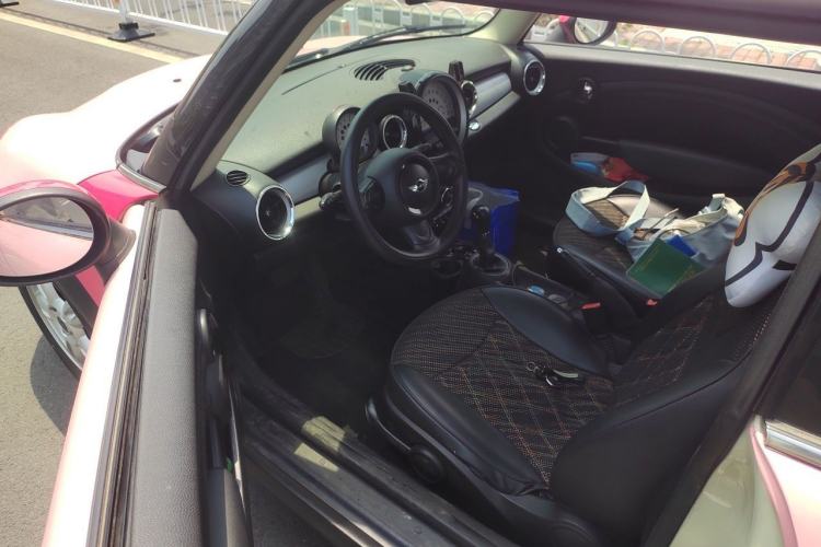 Used MINI 2011 1.6L ONE Driver Seat