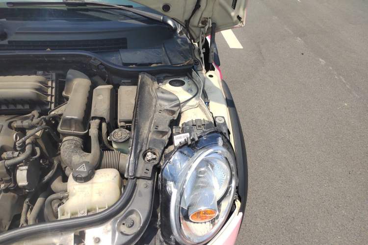 Used MINI 2011 1.6L ONE Engine Bay Left