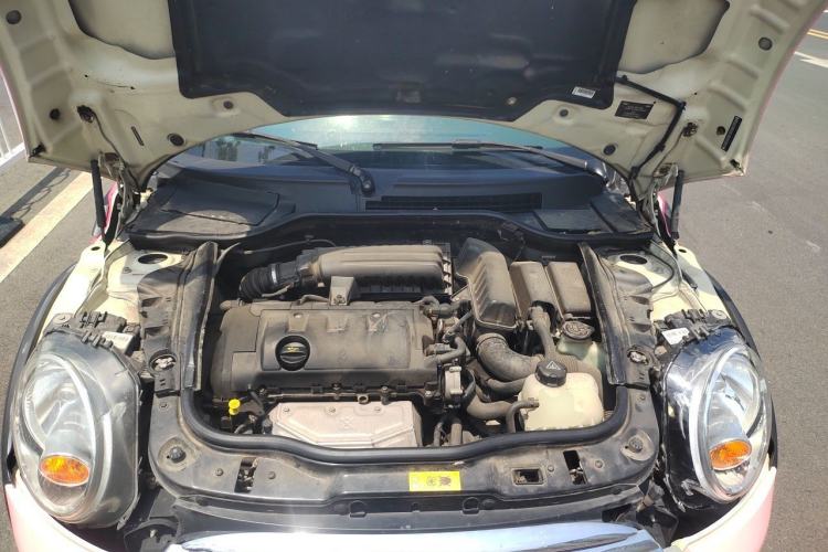 Used MINI 2011 1.6L ONE Engine Bay
