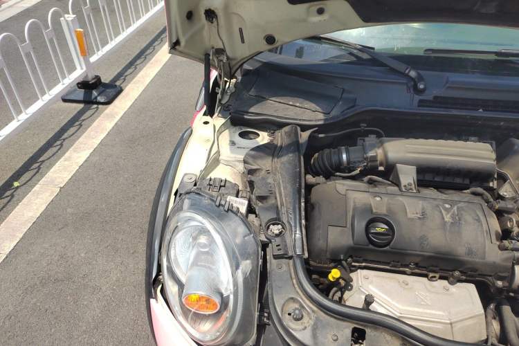 Used MINI 2011 1.6L ONE Engine Bay Right