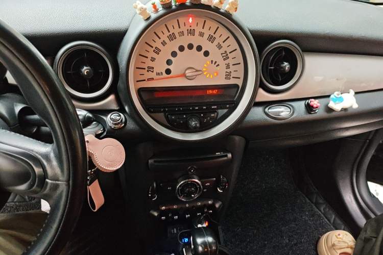 Used MINI 2011 1.6L ONE Audio And AC Panel