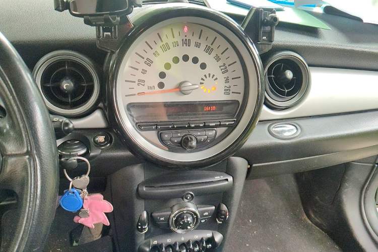 Used MINI 2011 1.6L ONE Audio And AC Panel