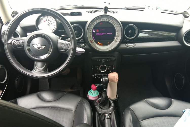 Used MINI 2011 1.6L COOPER Excitement Center Console