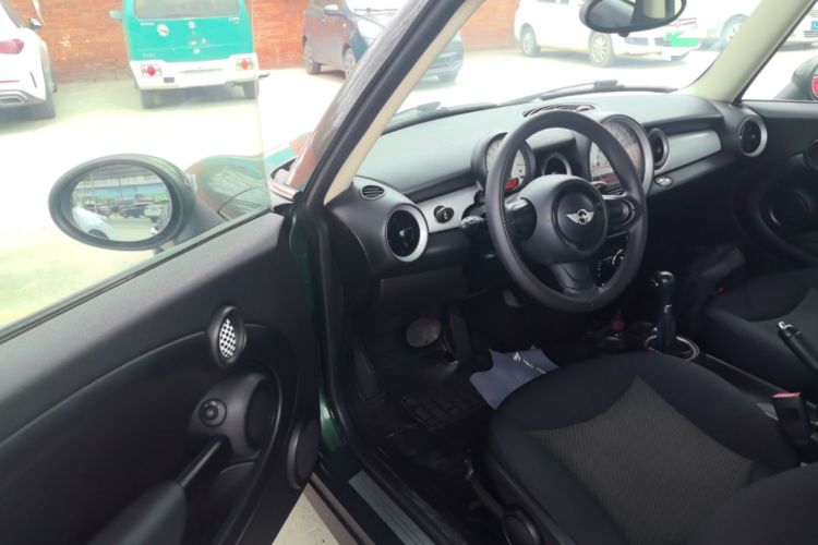 Used MINI 2011 1.6L ONE Driver Seat