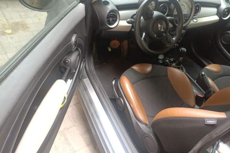 Used MINI 2011 1.6L COOPER Fun Driver Seat
