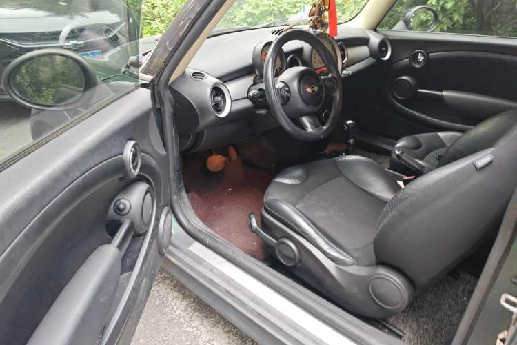 Used MINI 2011 1.6L COOPER Fun Driver Seat