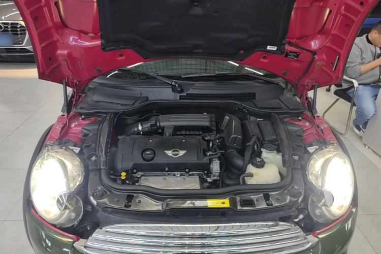 Used MINI 2011 1.6L COOPER CABRIO Engine Bay