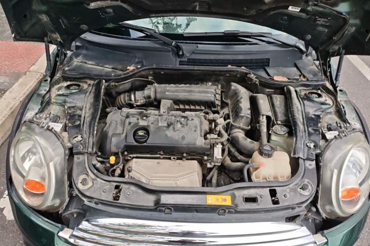 Used MINI 2011 1.6L ONE Engine Bay