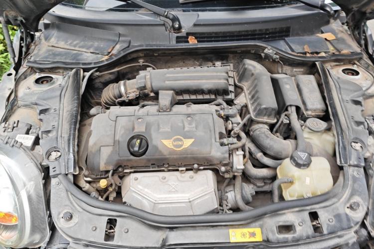 Used MINI 2011 1.6L COOPER Fun Engine Bay