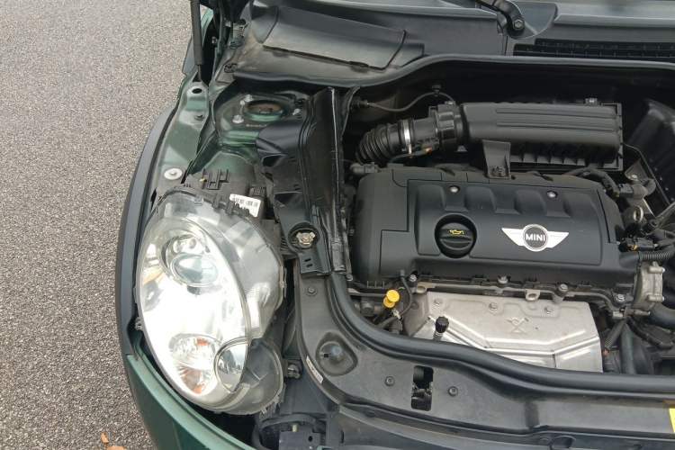 Used MINI 2011 1.6L COOPER Excitement Engine Bay Right