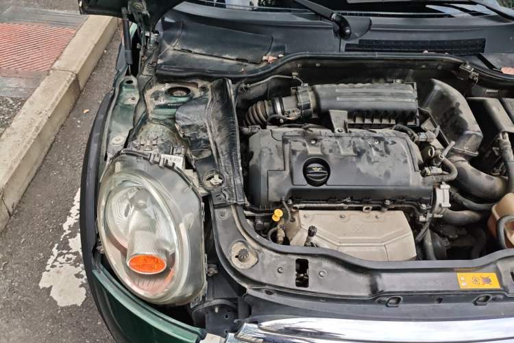 Used MINI 2011 1.6L ONE Engine Bay Right