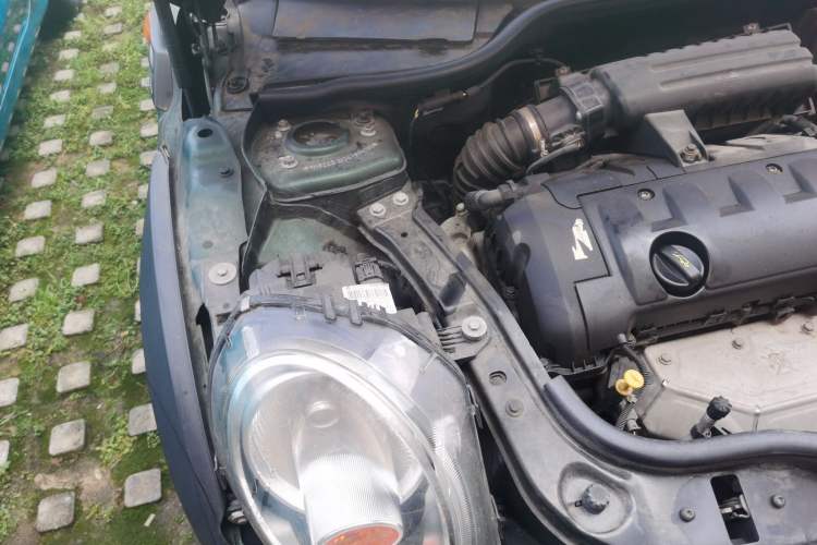 Used MINI 2011 1.6L ONE Engine Bay Right