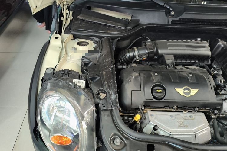 Used MINI 2011 1.6L COOPER Fun Engine Bay Right