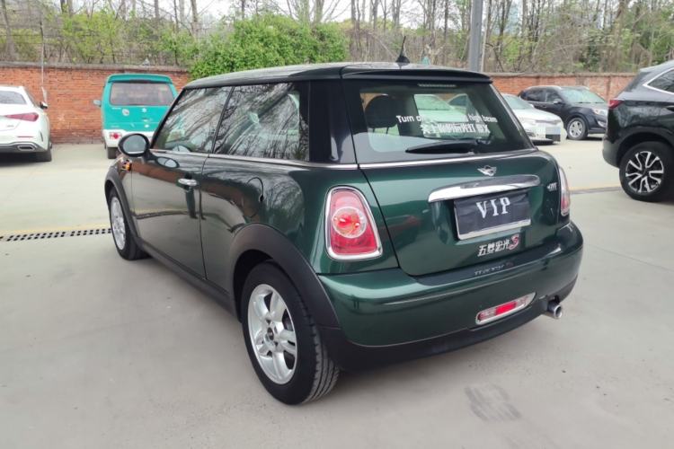 Used MINI 2011 1.6L ONE Exterior 2